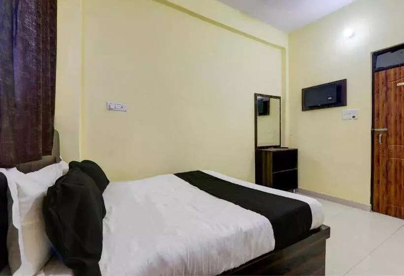 Super Hotel O Sadguru Inn