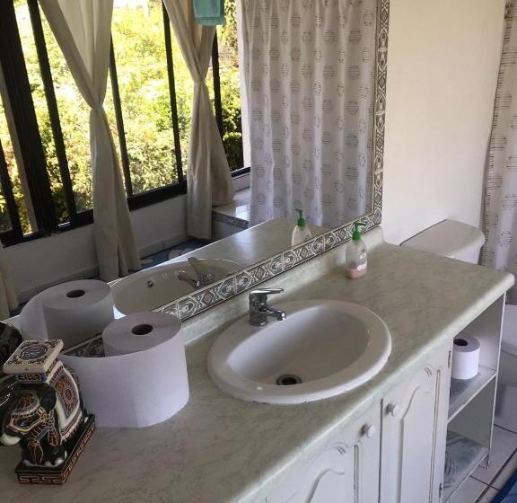 Panzió Alojamiento Céntrico 24 Hrs. Con Estacionamiento