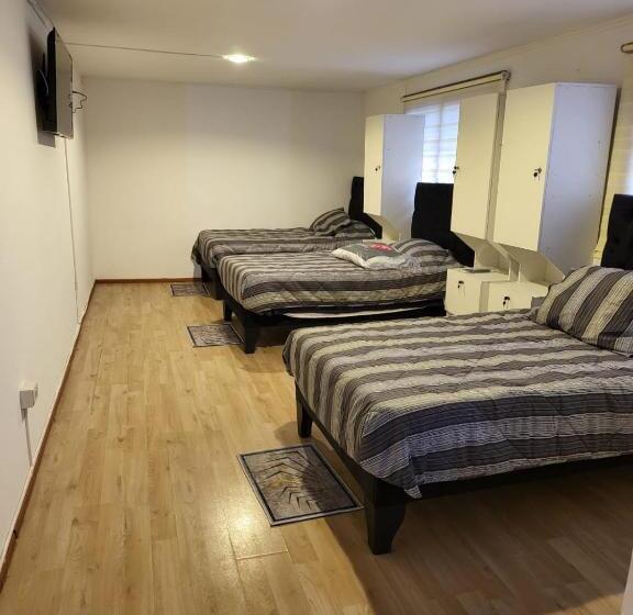 膳宿费 Falopa, Maracas Y Asociados