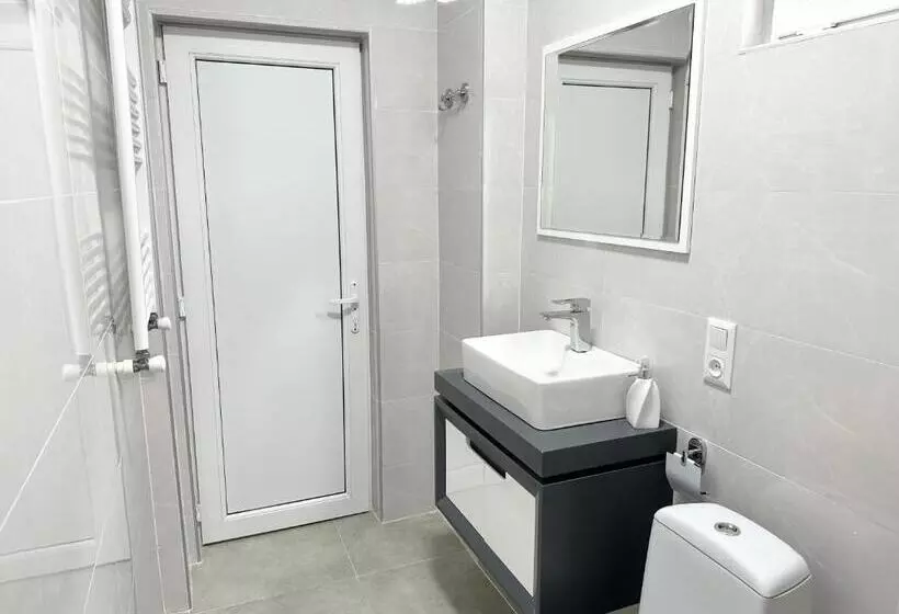 پانسیون Guest House N&v