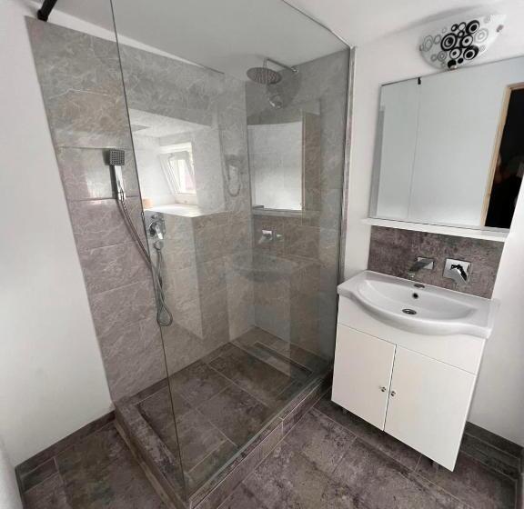 پانسیون Vila Valentino