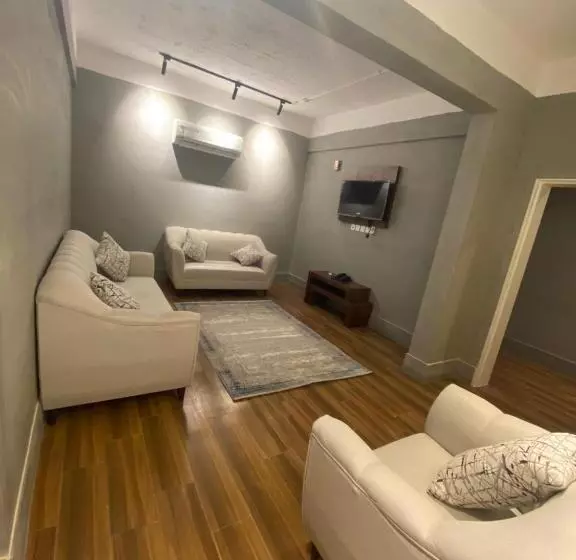 أجنحة هدوء الفندقية