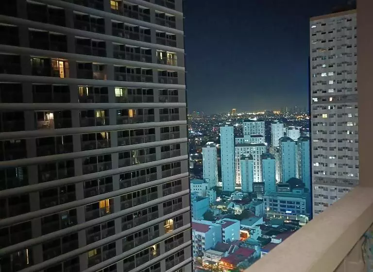 1br Aesthetic Condotel With Balcony Edsa