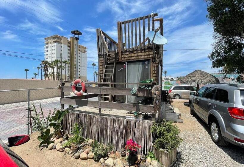 Общежитие Beach Bungalow