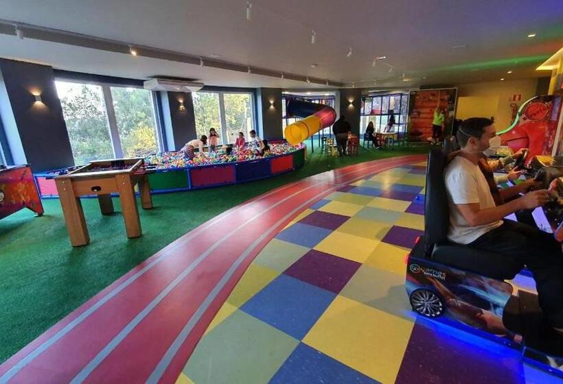 Apartamento No Golden Gramado Resort Laghetto