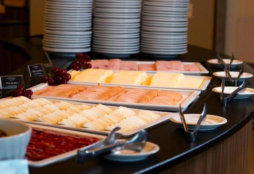 Apartamento No Golden Gramado Resort Laghetto