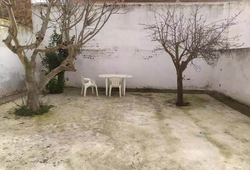 تختخواب و صبحانه Habitacion Privada Triple Toledo