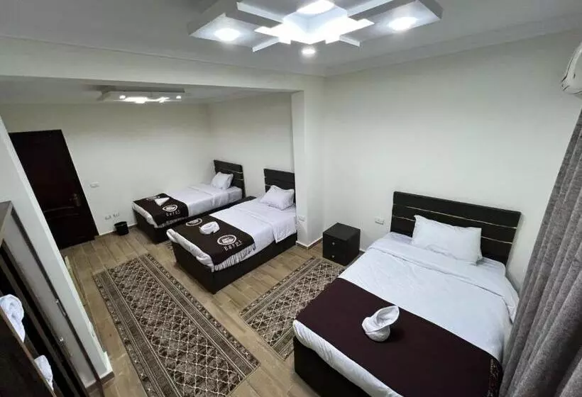 تختخواب و صبحانه Panorama 3 Pyramids View Inn
