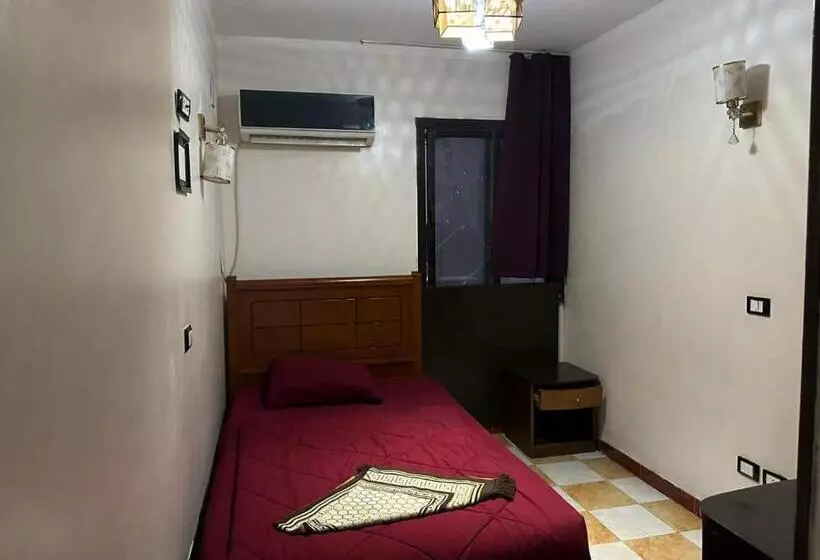 هتل Al Waha Hostel