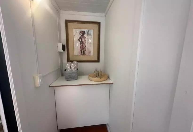 هتل Posada Guasu