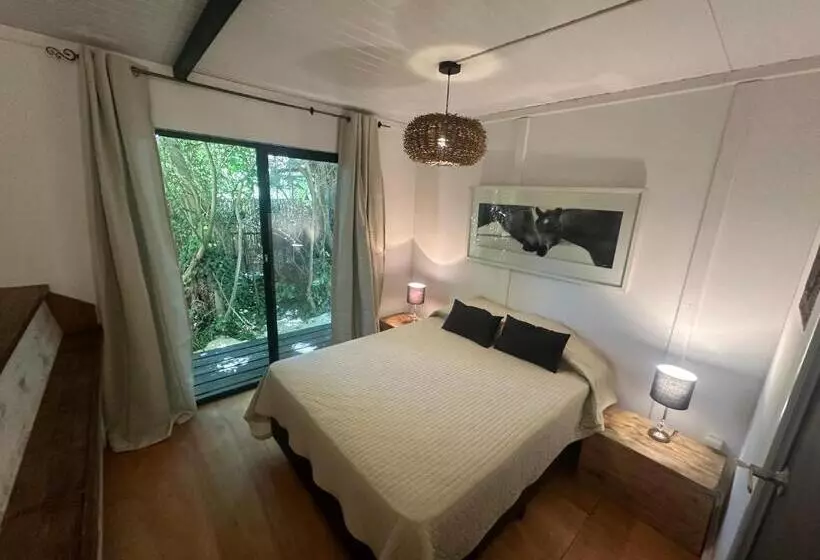 هتل Posada Guasu