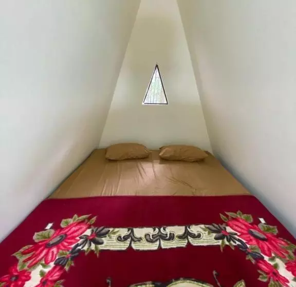 ホテル The Nest Glamping