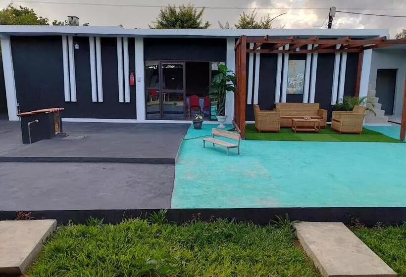 ホテル Topelani Residencial