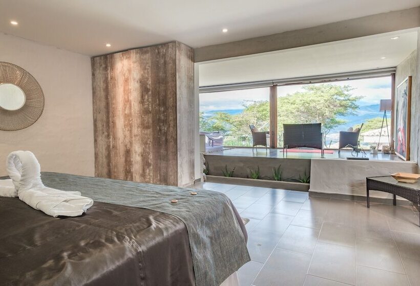 בית מלון כפרי Tunas & Cabras