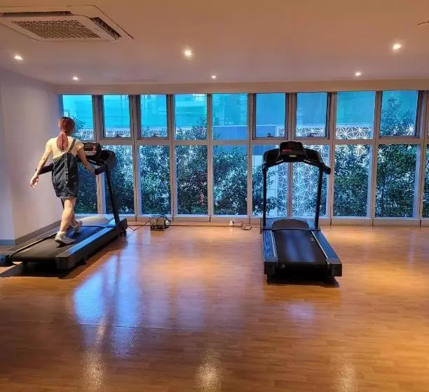 هتل Uptown Parksuites Tower 1 At Bgc   Staycations Up Above 12