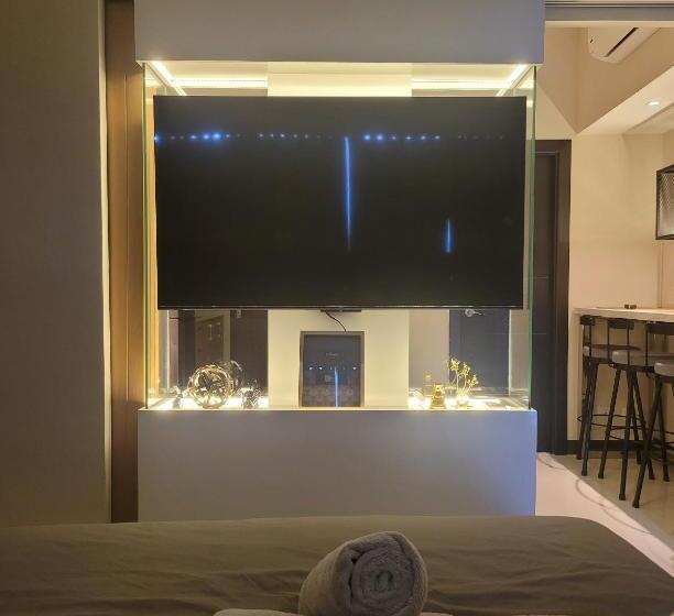 هتل Uptown Parksuites Tower 1 At Bgc   Staycations Up Above 12