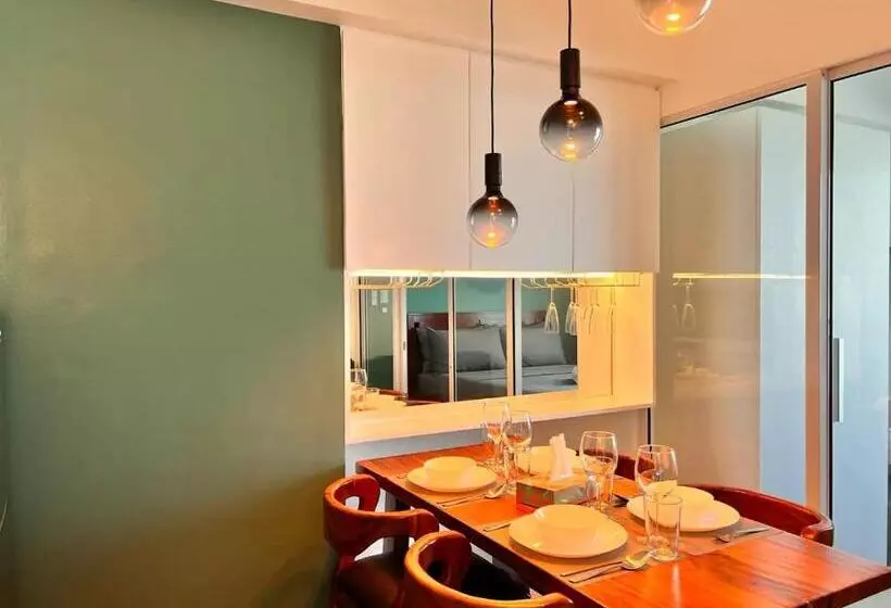 Manila Philippines, Azure Urban Resort Staycation By Leroche Near Ninoy Aquino International Airport