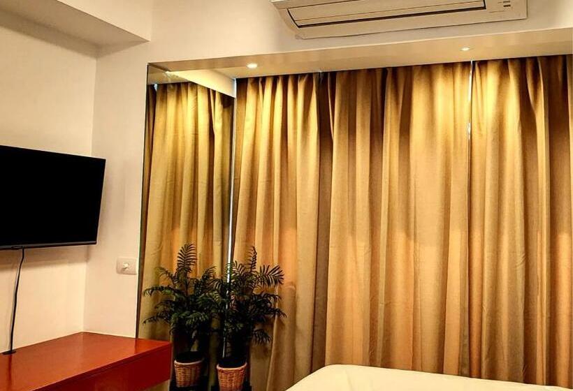 Manila Philippines, Azure Urban Resort Staycation By Leroche Near Ninoy Aquino International Airport