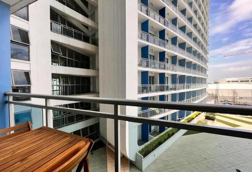 Manila Philippines, Azure Urban Resort Staycation By Leroche Near Ninoy Aquino International Airport