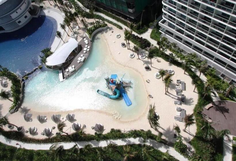 Manila Philippines, Azure Urban Resort Staycation By Leroche Near Ninoy Aquino International Airport