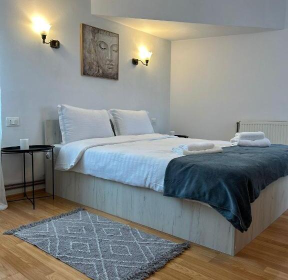 پانسیون Ambra Room S