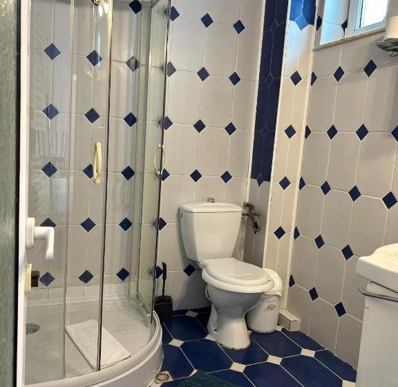 پانسیون Ambra Room S