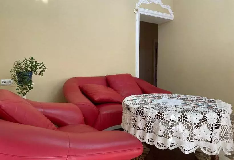 پانسیون Central Guesthouse