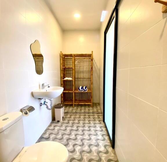 ペンション The Alea