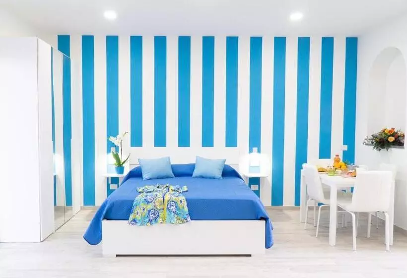 Summer Colors Rooms & Apartments