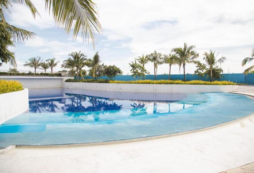 Bali Inspired With Man Made Beach View, Ps4, Instax, Karaoke & Netflix