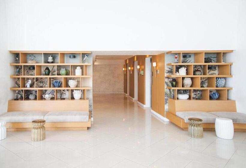 Bali Inspired With Man Made Beach View, Ps4, Instax, Karaoke & Netflix