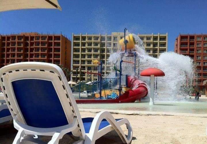 شاليه Vip في بورتو جولف مارينا الساحل الشمالي على الأكوا مباشره