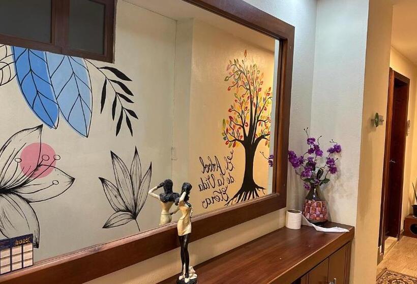 Ani S Hotel Y Restaurant