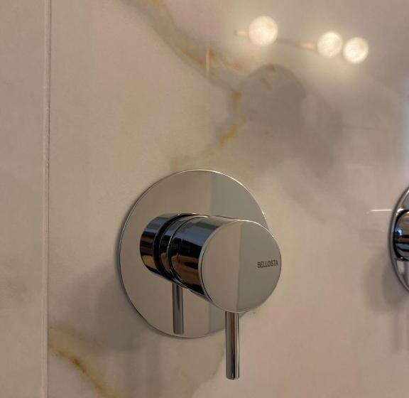 ベッドアンドブレックファースト Avril Suite