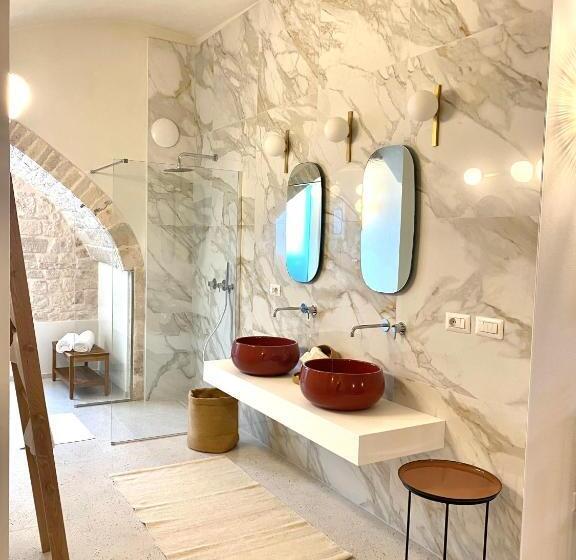 ベッドアンドブレックファースト Avril Suite