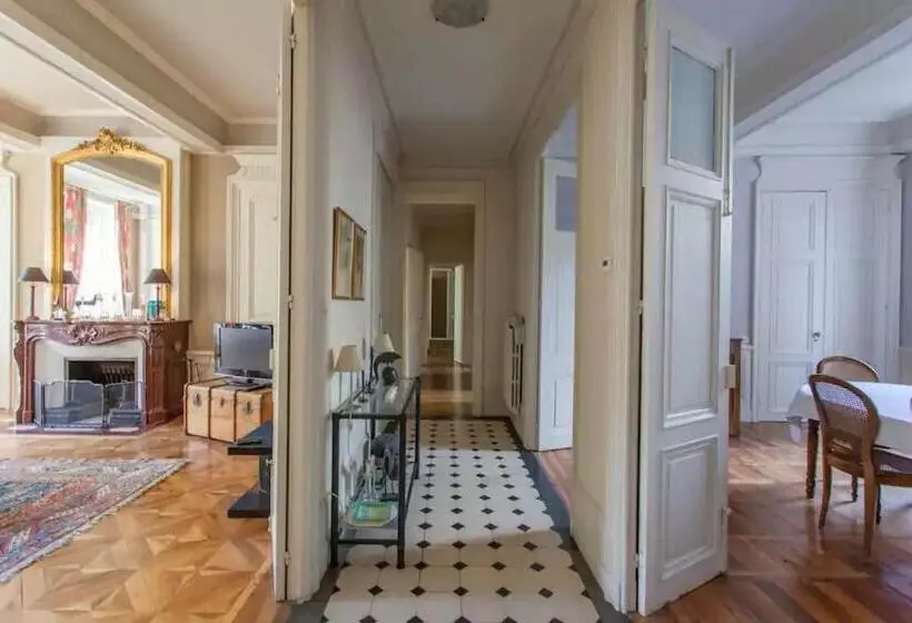 ベッドアンドブレックファースト Chambre Spacieuse Dans Magnifique Appartement Xvii
