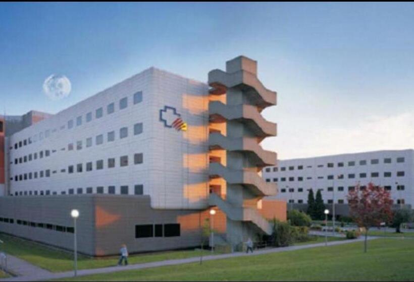 تختخواب و صبحانه Habitacion Con Piscina Y Sauna