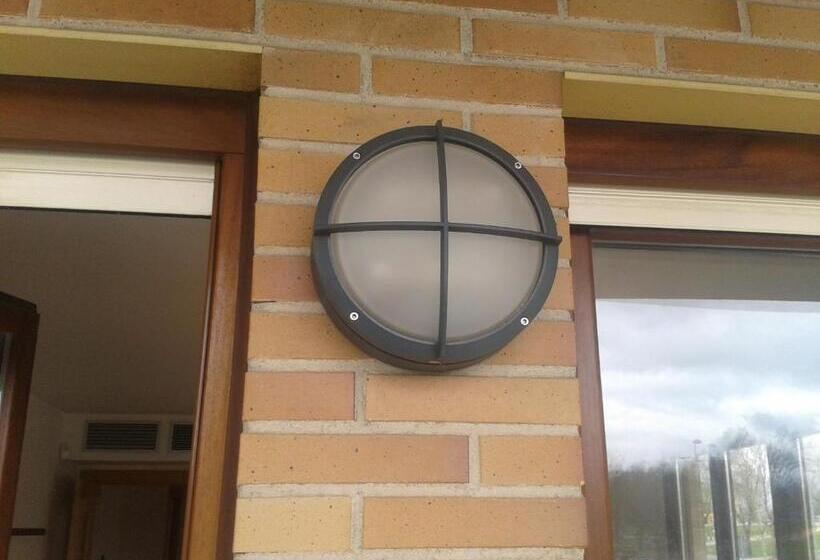 تختخواب و صبحانه Habitacion Con Piscina Y Sauna