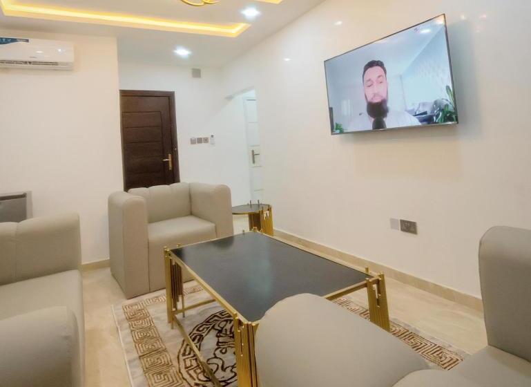 De Grand Hotel And Rooftop