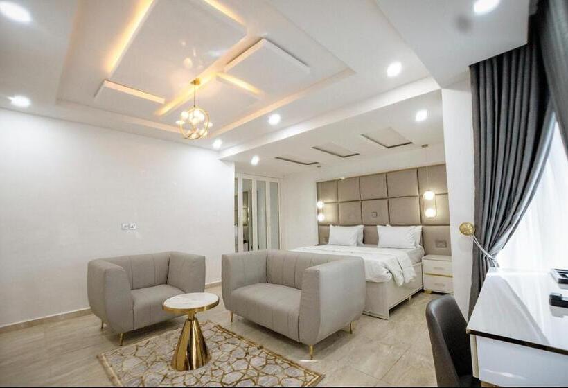 De Grand Hotel And Rooftop