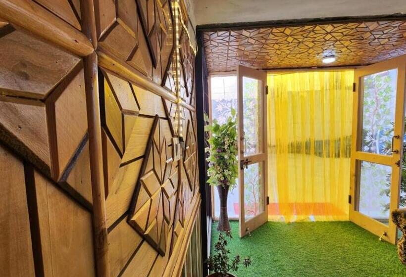 Hotelli Behtereen Resort