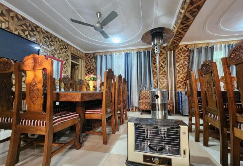 Hotelli Behtereen Resort