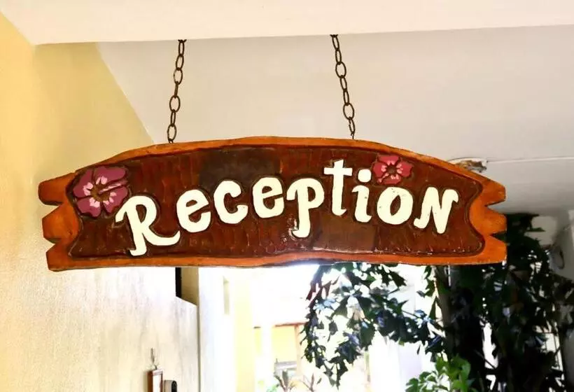 Hotelli Coconut Beach House