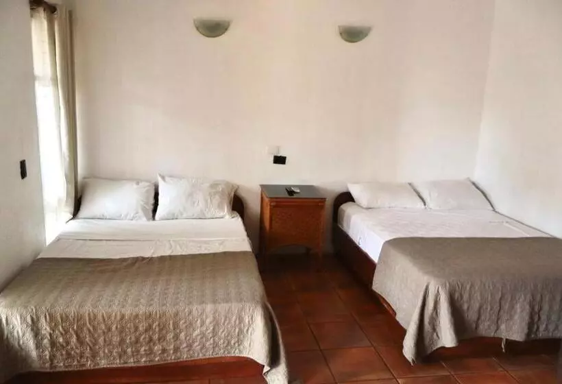 Hotelli Coconut Beach House