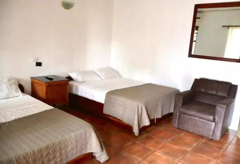 Hotelli Coconut Beach House