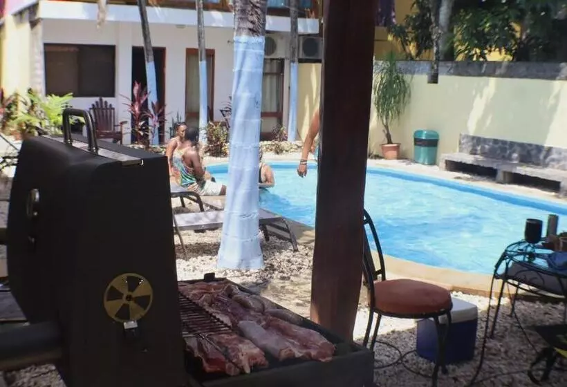 Hotelli Coconut Beach House