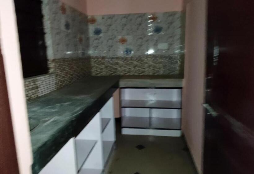 Отель Premium Night Stay