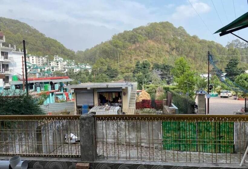 Hotell Woods Kaichi Dham