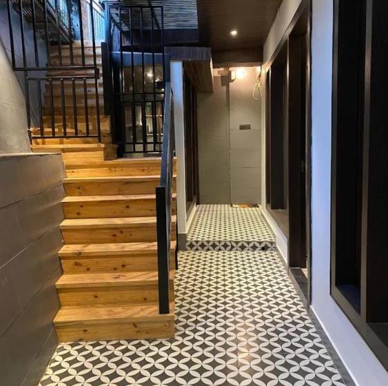 Hotell Woods Kaichi Dham