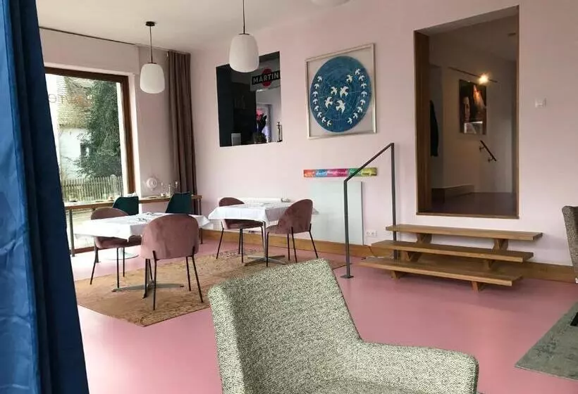 Aamiaismajoitus (B&B) Lèvres